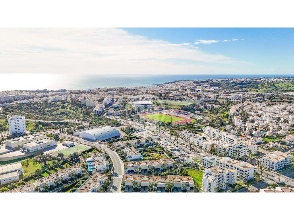 Apartamento T0+1 em Albufeira - Condomínio Privado em Zona Calma - Grande imagem: 2/29