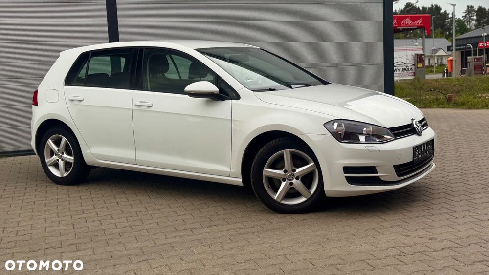 Volkswagen Golf 1.6 TDI BlueMotion Comfortline - 15