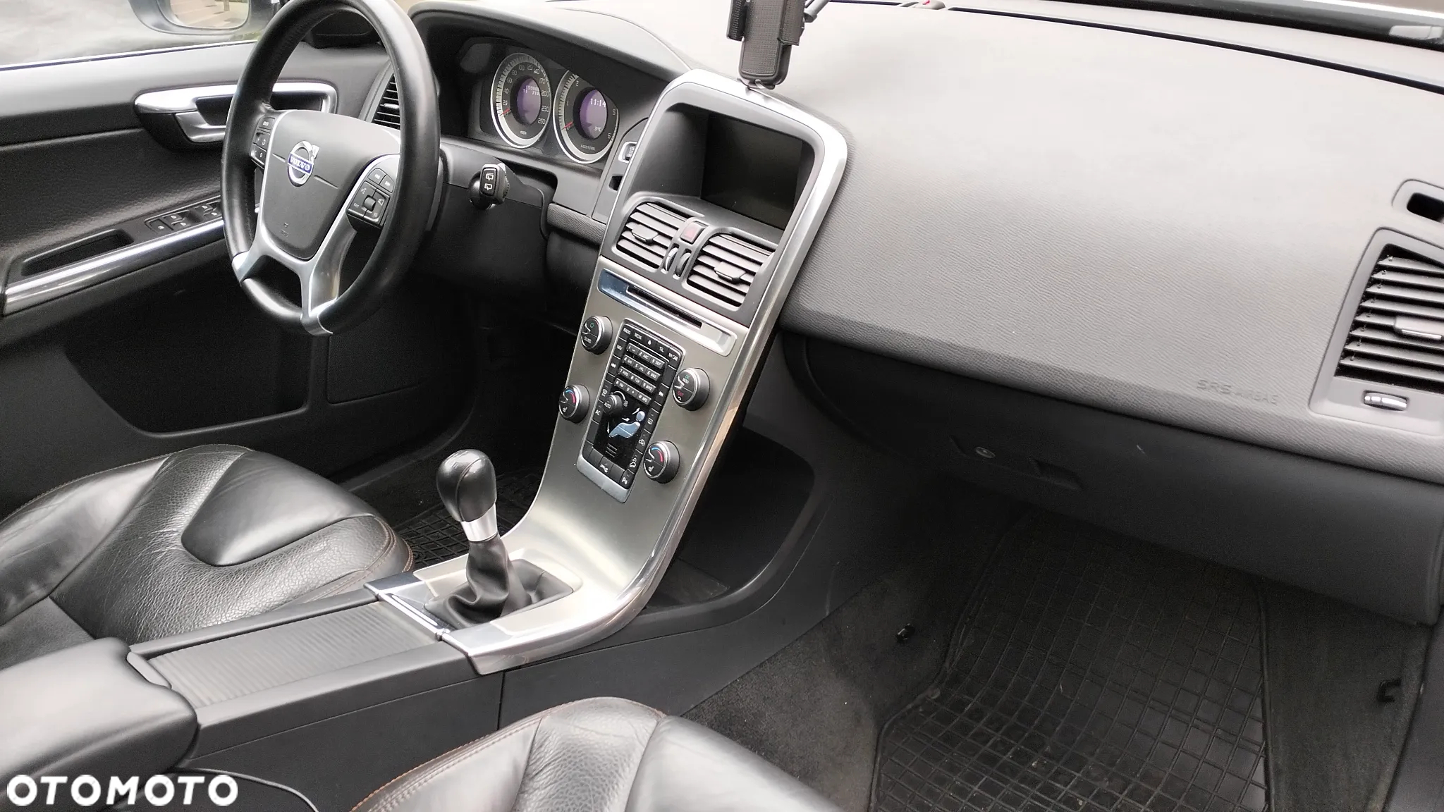 Volvo XC 60 2.4D AWD - 9