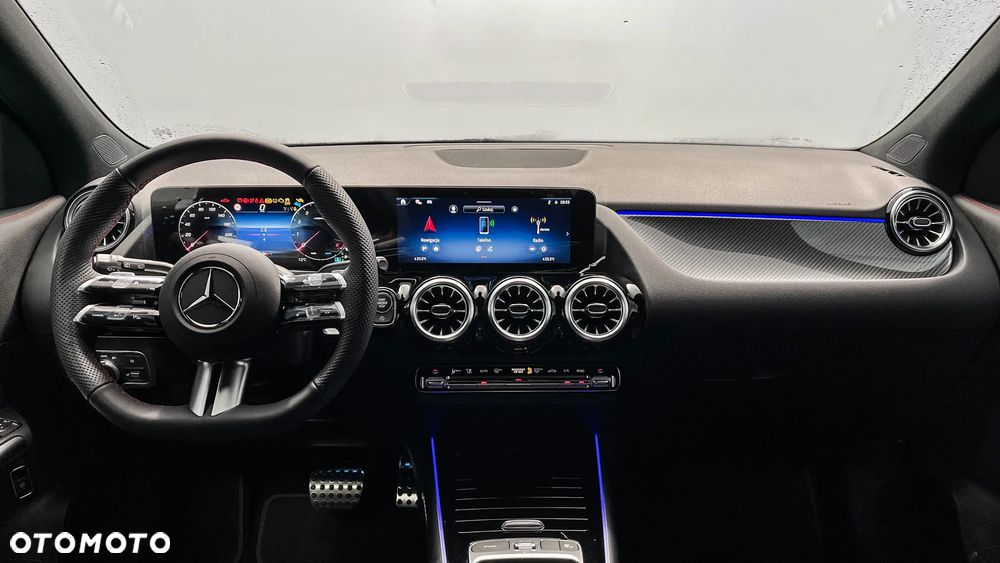 Mercedes-Benz GLA 200 mHEV AMG Line 7G-DCT - 13