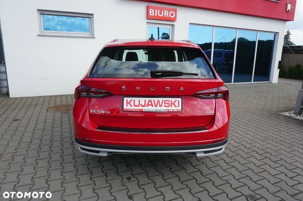 Skoda Octavia 2.0 TDI DSG 4x4 Scout First Edition - 34