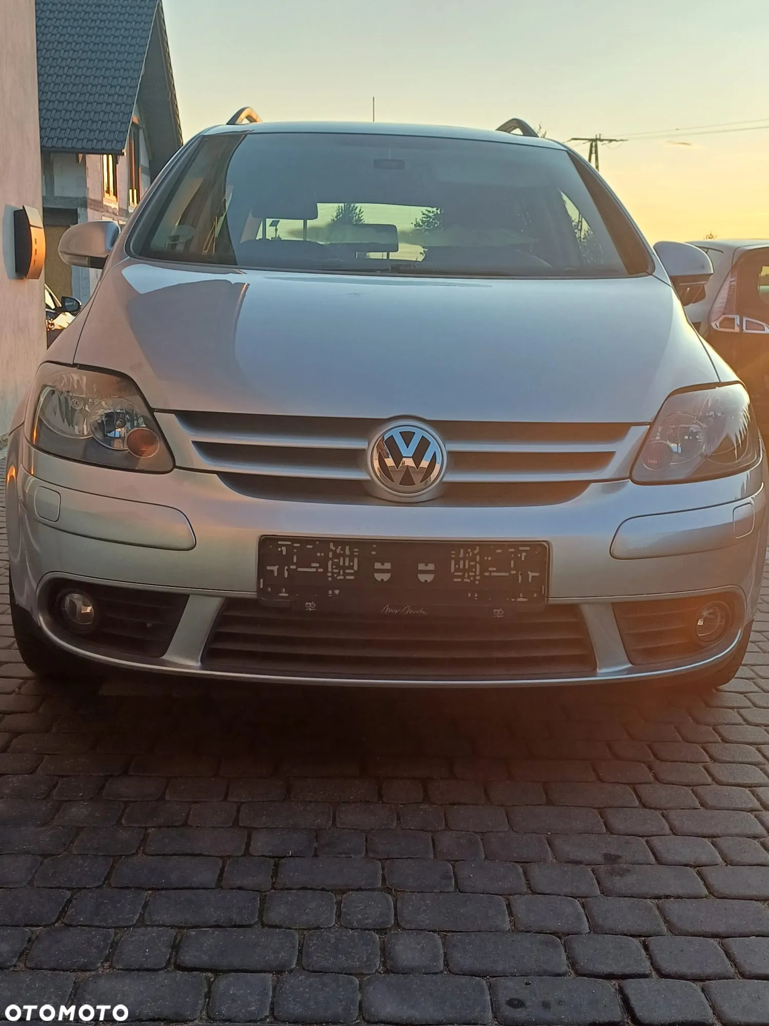 Volkswagen Golf Plus 1.9 TDI DPF Tour - 4