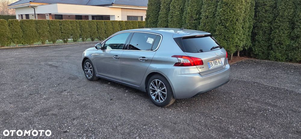 Peugeot 308 - 4