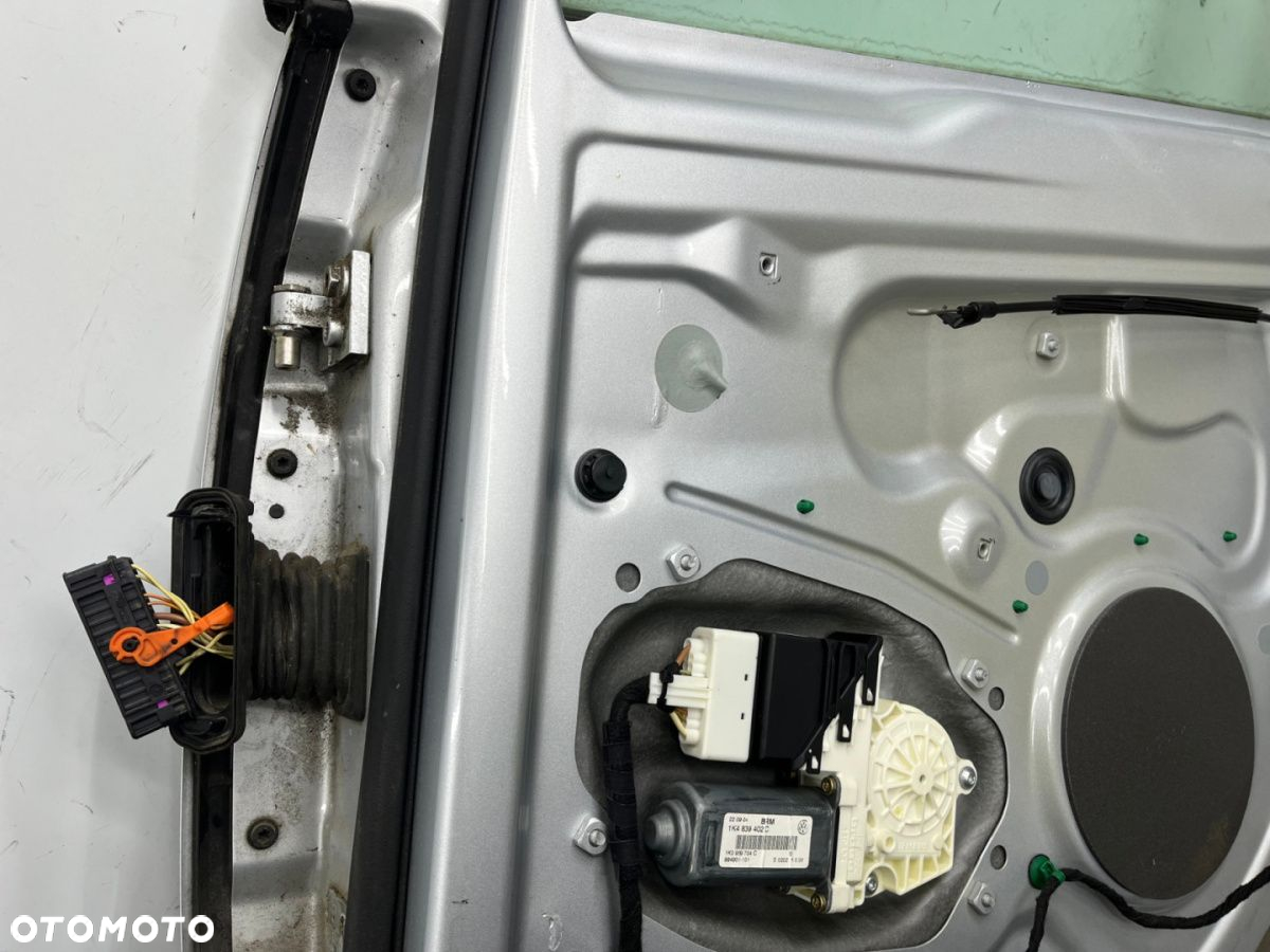 Drzwi VW Golf V 5 03-09r. LA7W 5D HB prawe tylne kompletne szyba zamek podnośnik 1K6833312H - 15