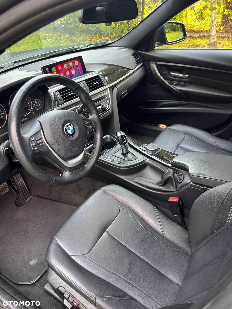 BMW Seria 3 328i xDrive - 10