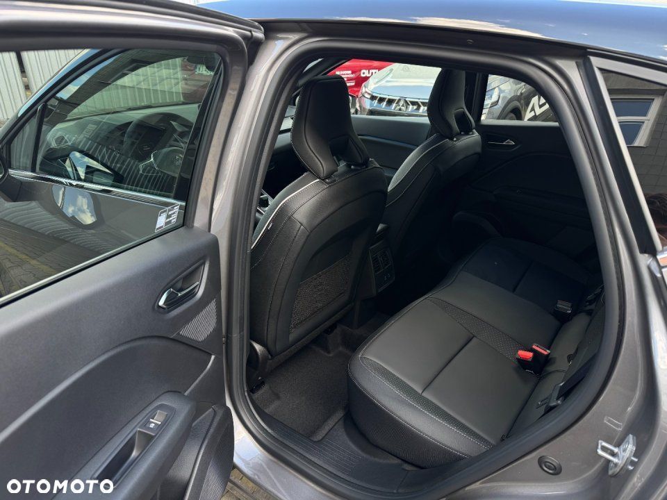 Mitsubishi ASX - 8