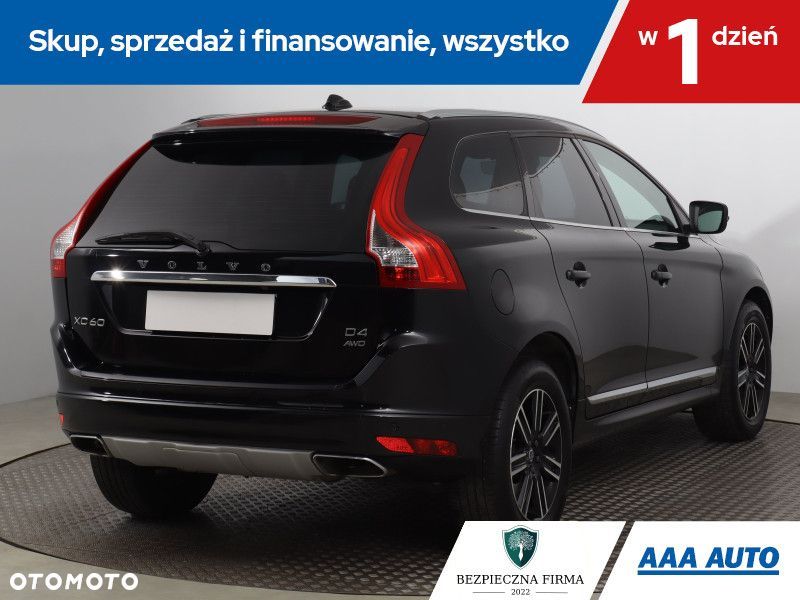 Volvo XC 60 - 6