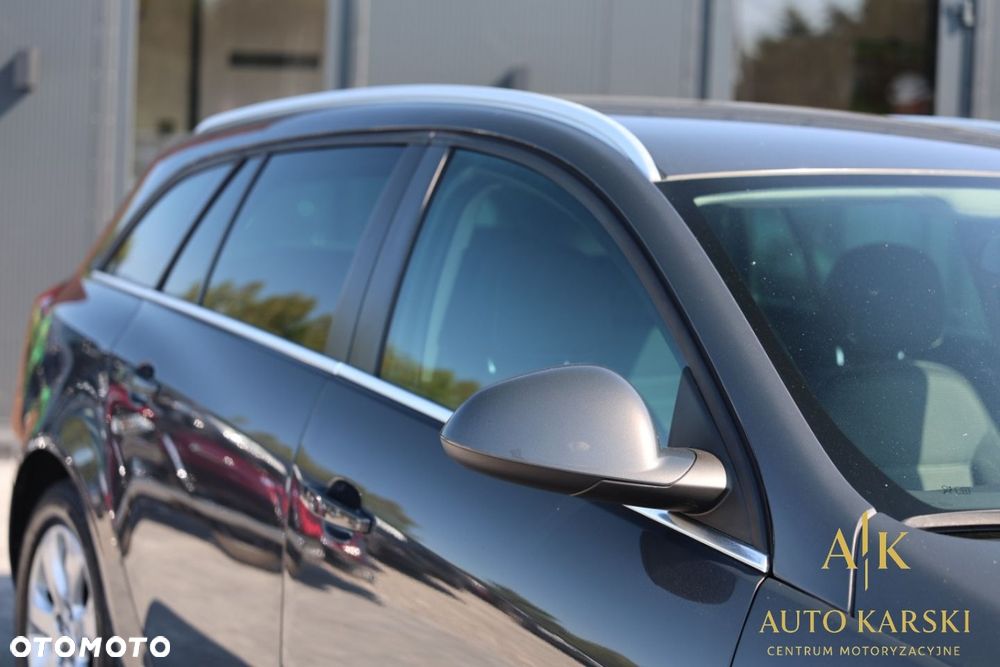 Opel Insignia - 16