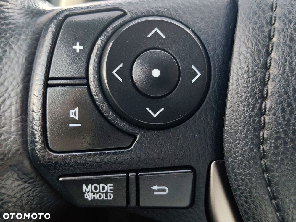 Toyota RAV4 2.0 D-4D Premium 4x2 - 18