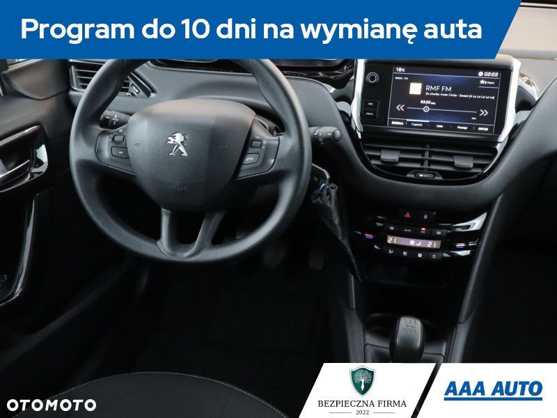 Peugeot 208 - 9