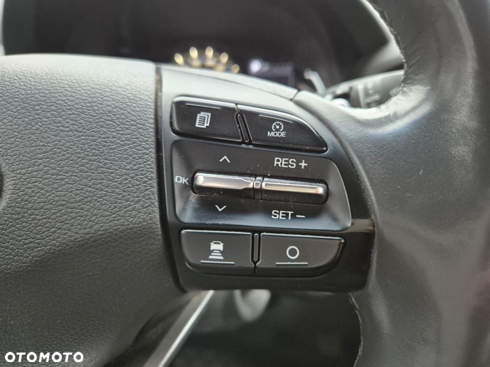 Hyundai IONIQ 1.6 GDI Premium - 21