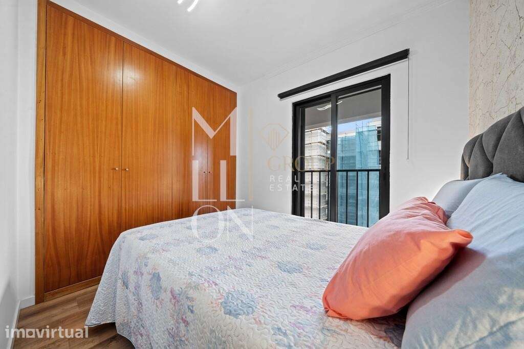 Apartamento Duplex T2+1 Totalmente Remodelado com Varanda, Estacioname - Grande imagem: 3/53