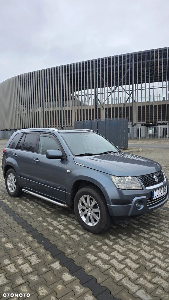 Suzuki Grand Vitara 1.9 DDiS Club DPF - 2