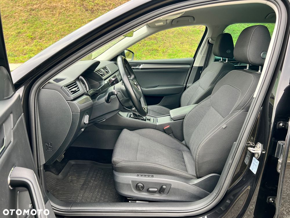 Skoda Superb 2.0 TDI SCR 4x4 Style DSG - 16