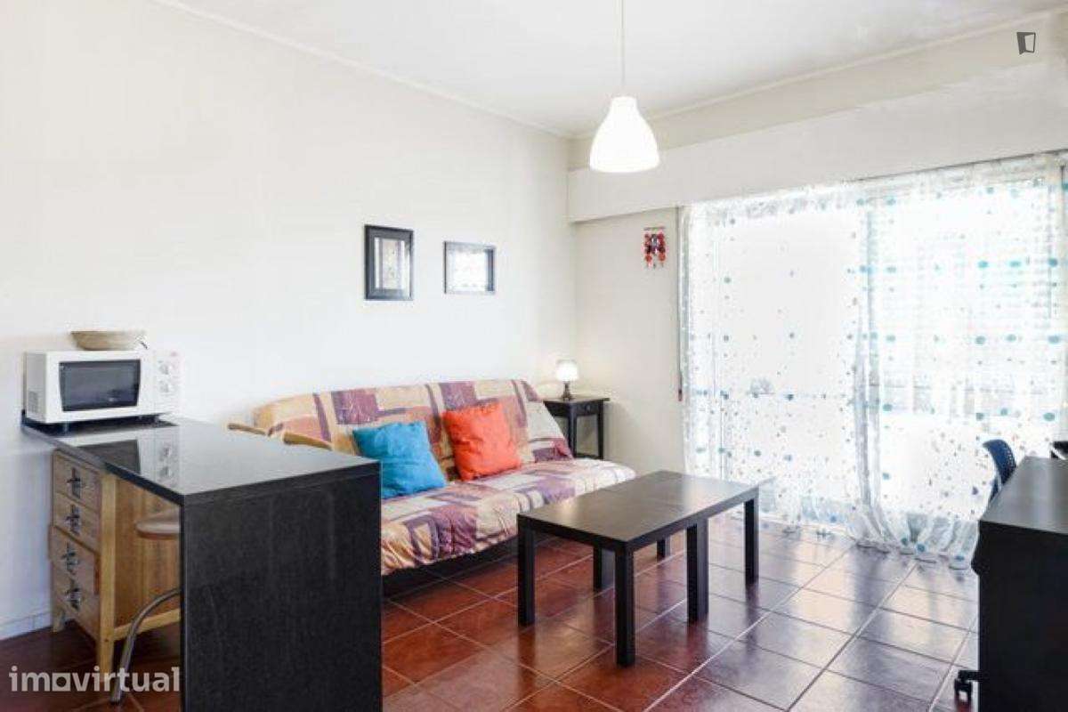 Apartamento com 1 quartos - localizado em Massarelos Porto - Grande imagem: 4/7
