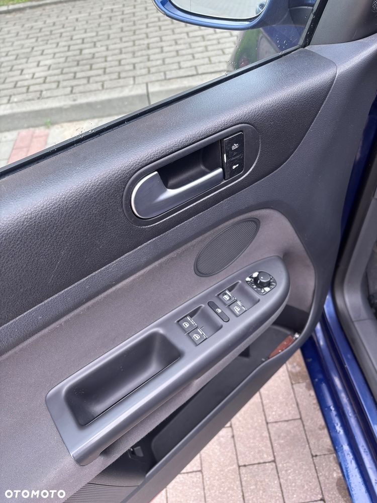 Volkswagen Golf Plus 1.9 TDI Comfortline - 19