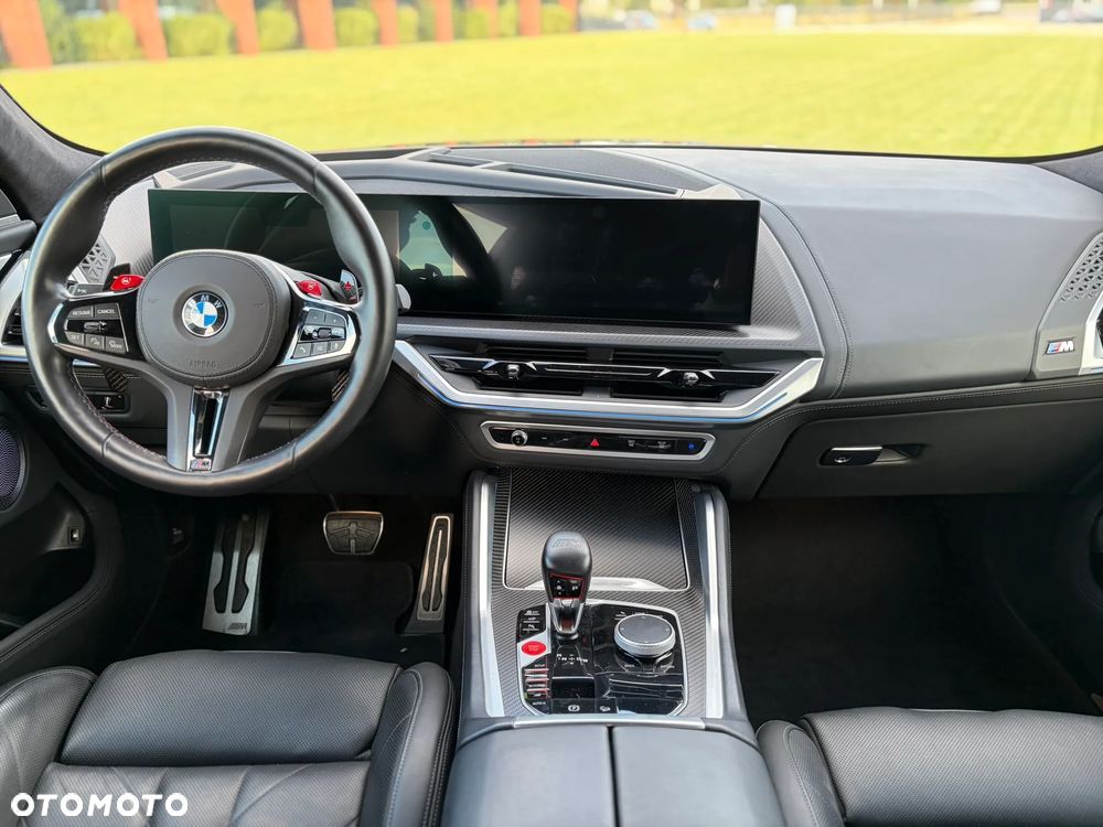 BMW XM - 13