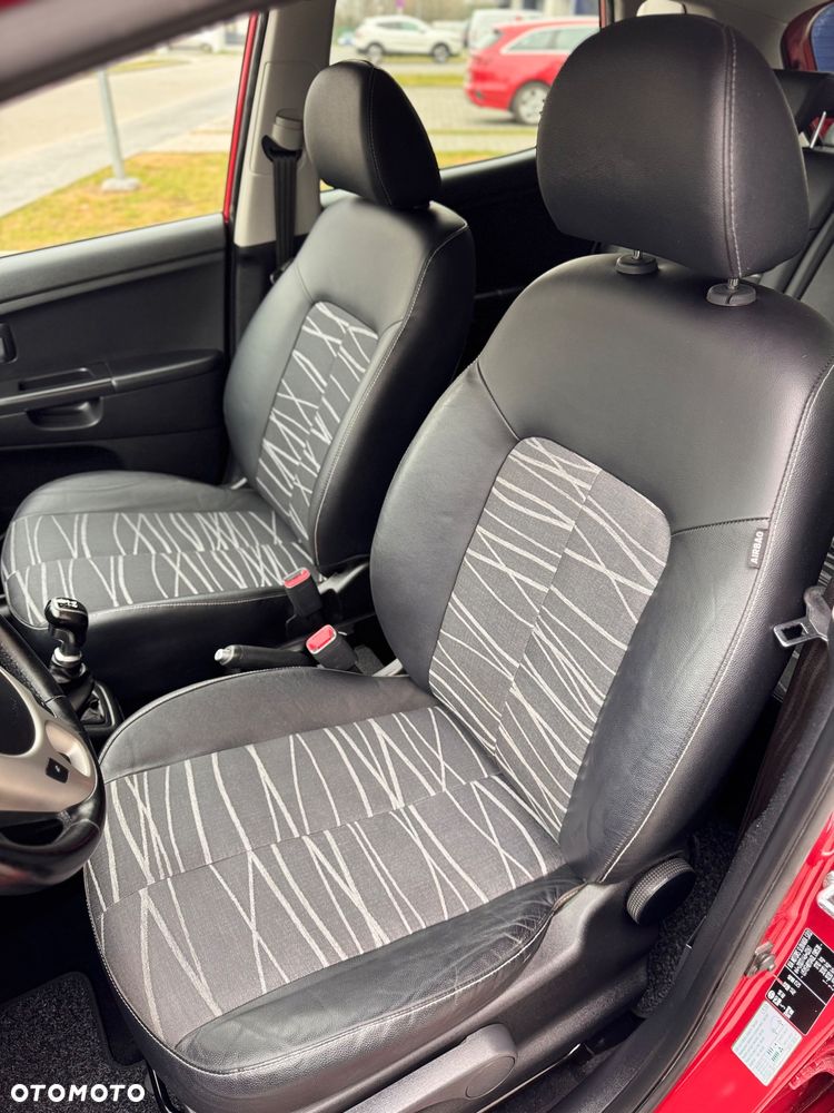 Kia Venga 1.4 CVVT ISG Vision - 21