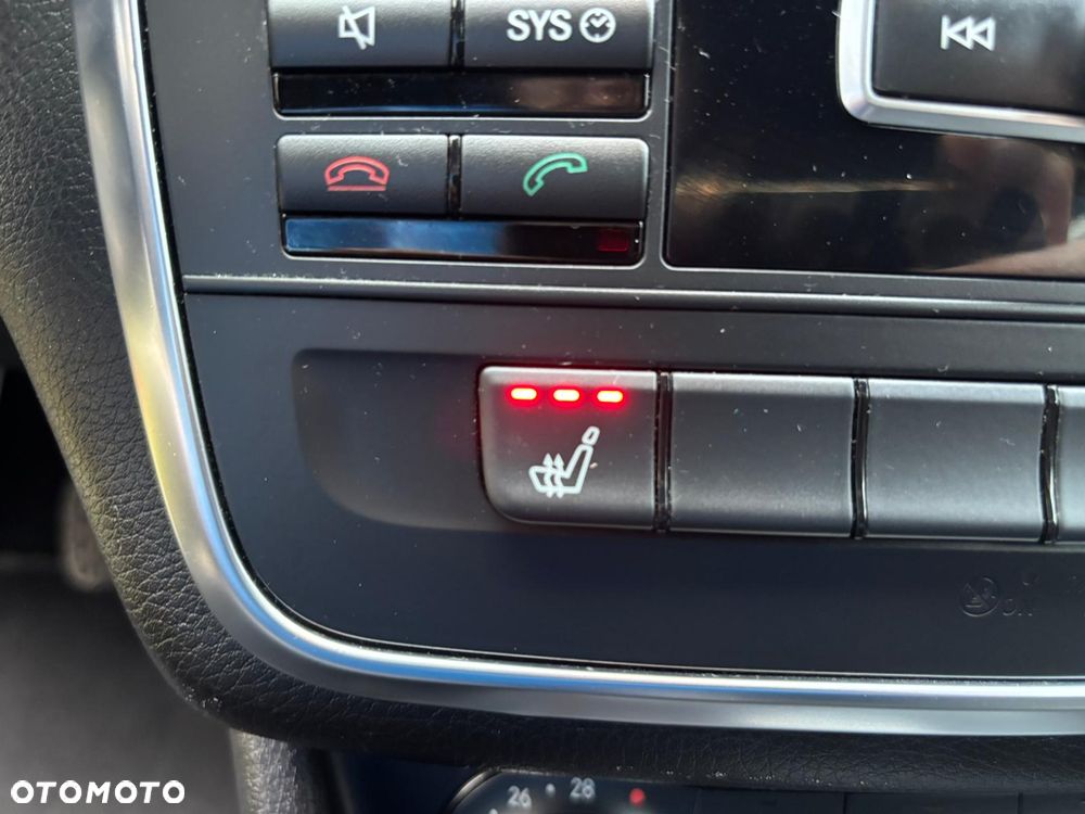 Mercedes-Benz Klasa A 180 (BlueEFFICIENCY) Style - 2