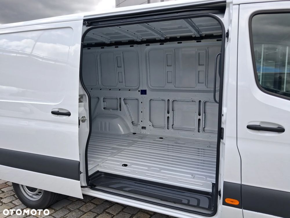 Mercedes-Benz Sprinter 317 CDI - 13