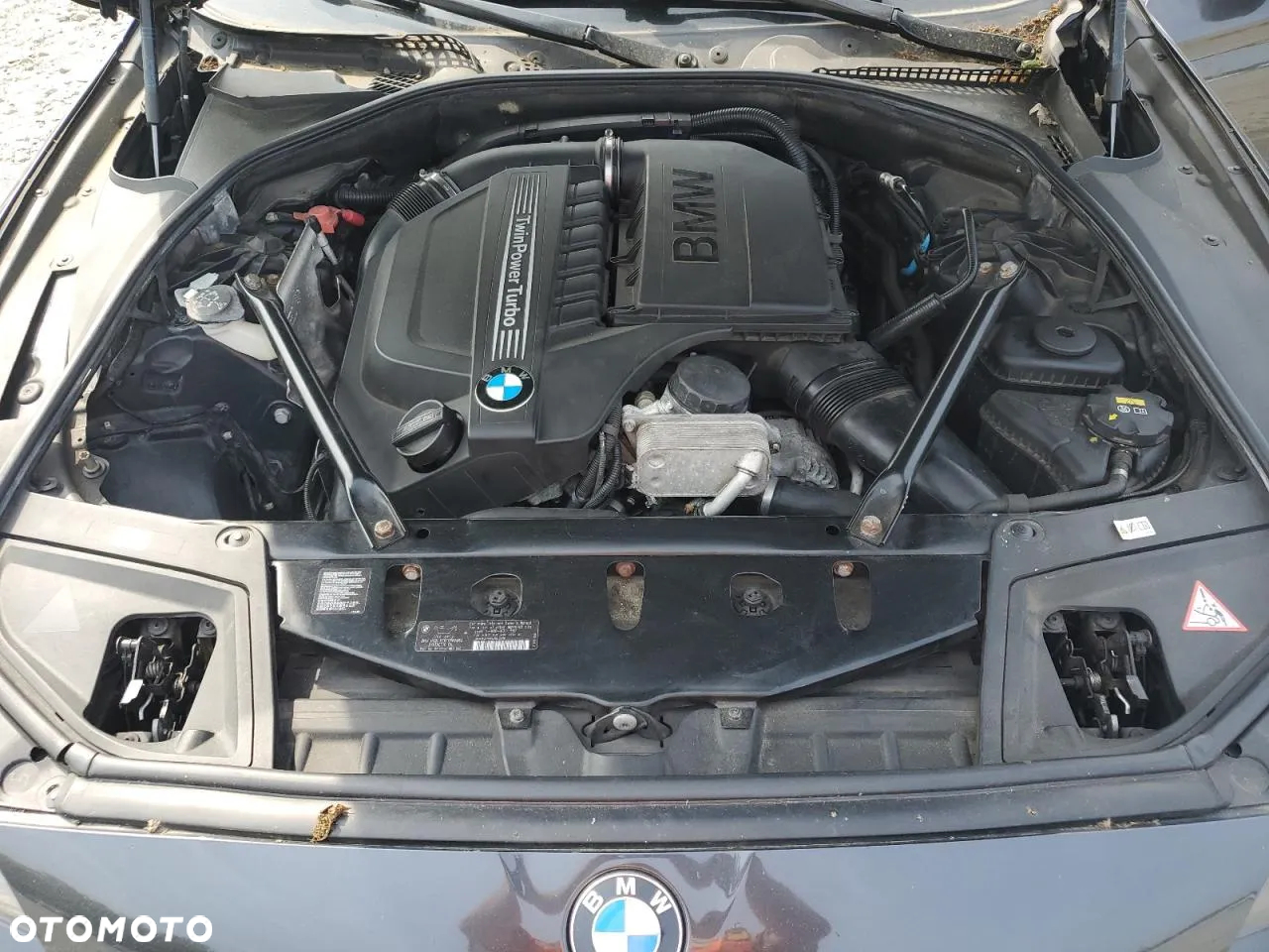 BMW Seria 5 535i xDrive Sport-Aut - 11