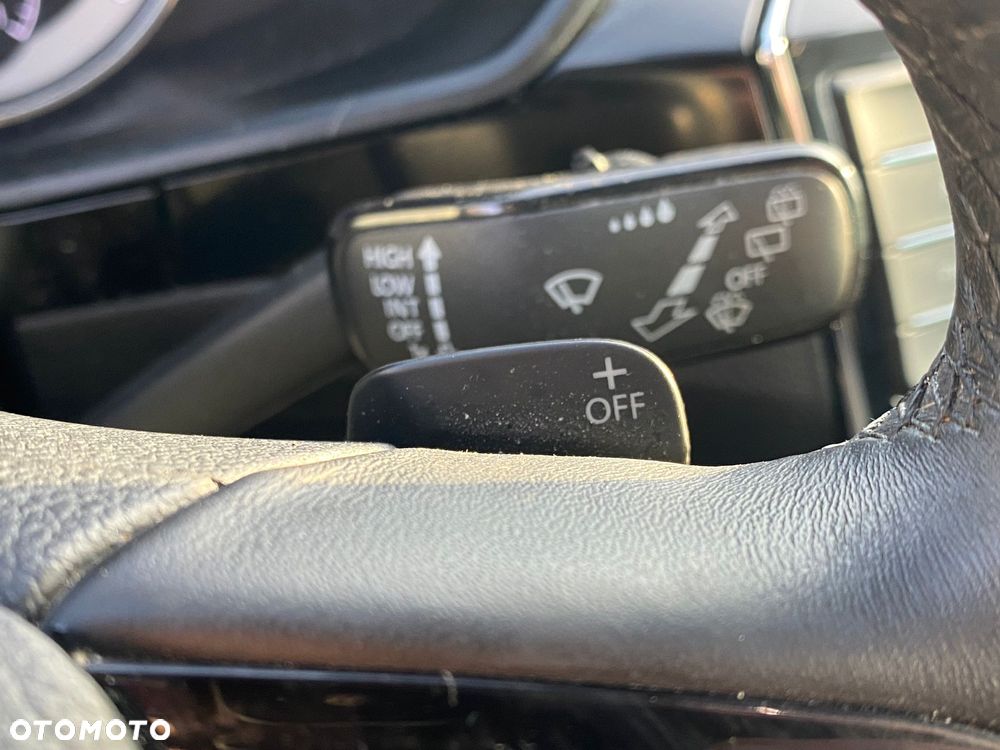 Skoda Superb 2.0 TSI L&K DSG - 23