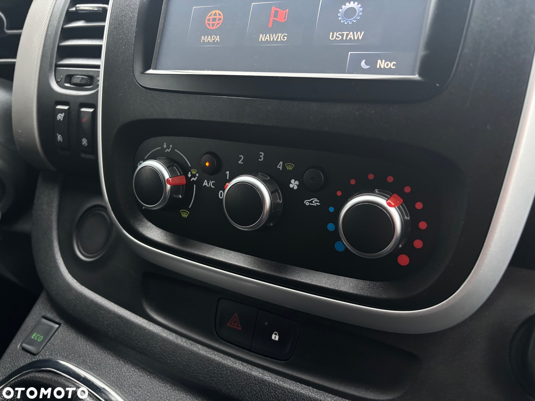 Renault TRAFIC LONG - 33