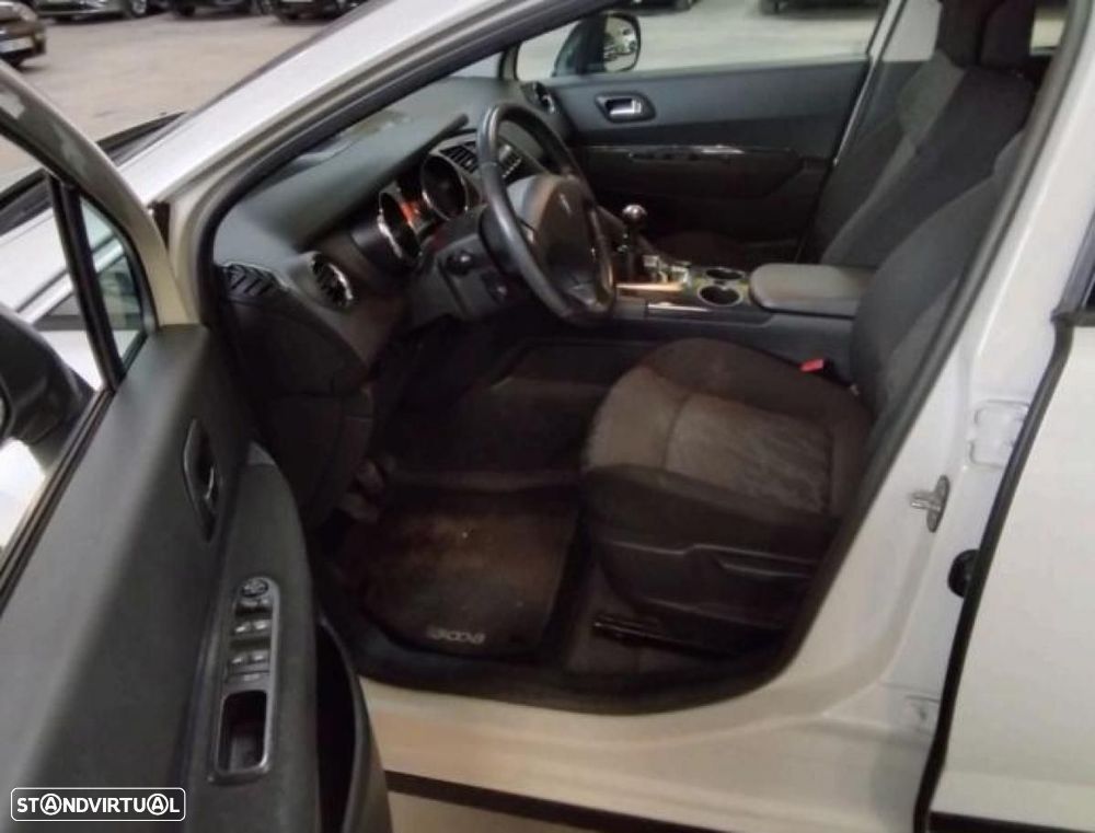 Peugeot 3008 - 4
