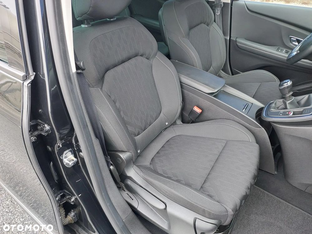 Renault Scenic ENERGY TCe 140 LIMITED - 23