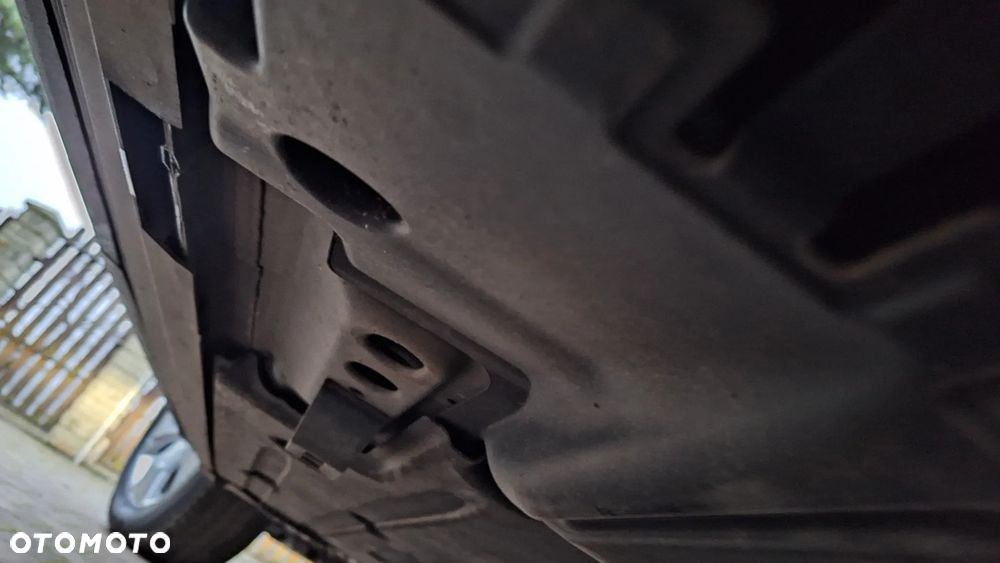 Volvo XC 40 T3 Geartronic Momentum Pro - 17