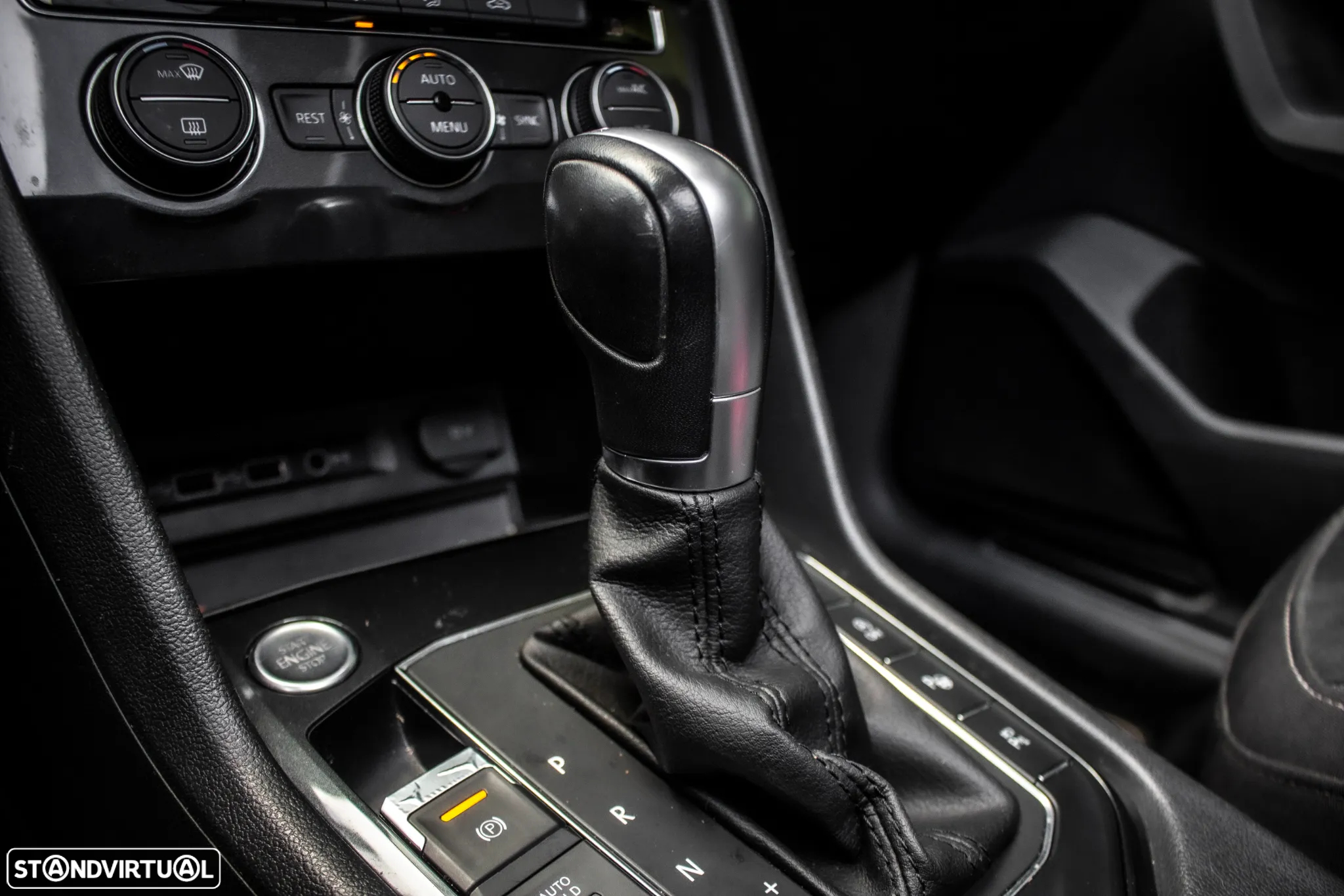 VW Tiguan 2.0 TDI Highline DSG - 28