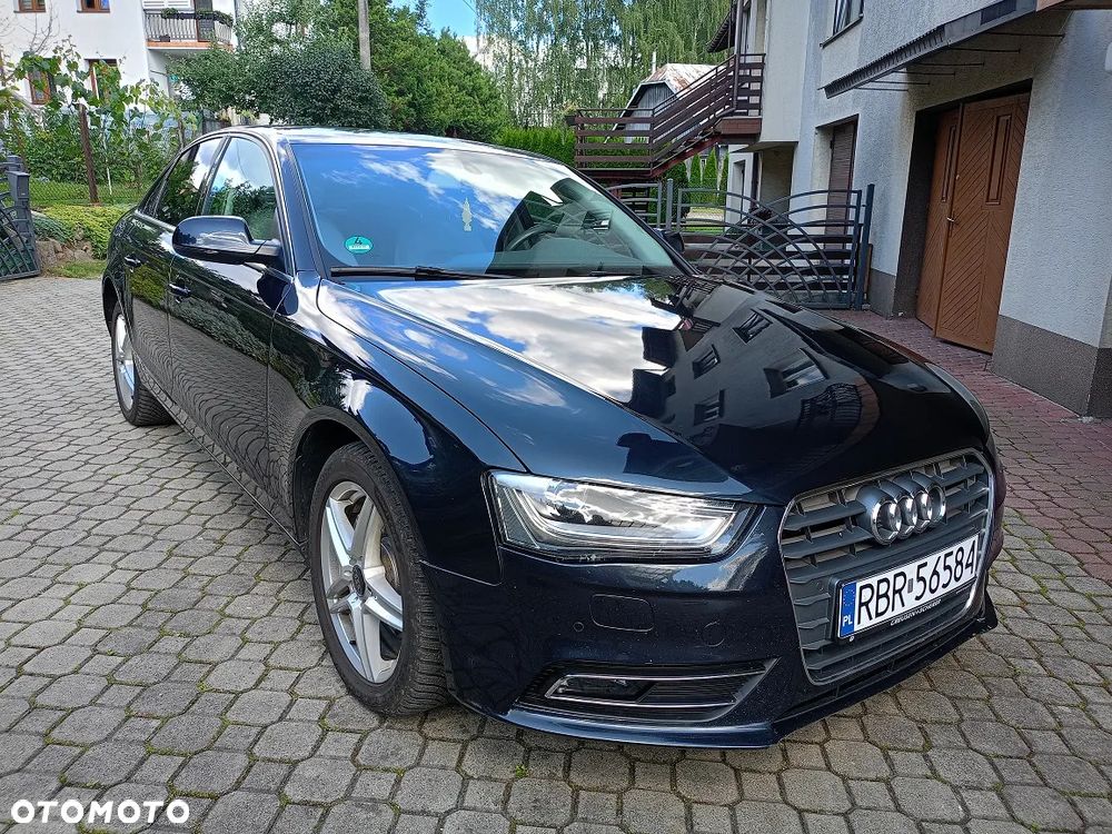 Audi A4 Limousine 2.0 TDI DPF multitronic Ambiente - 2