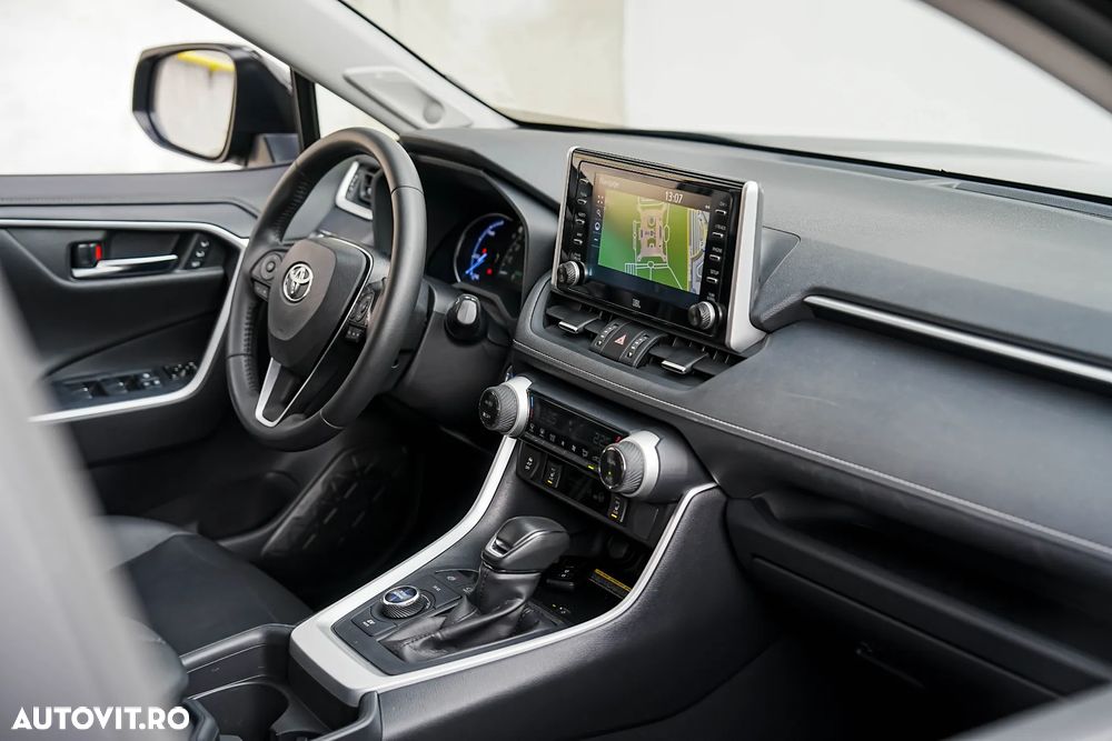 Toyota RAV4 2.5 VVT-iE 4x4 Luxury Plus - 11
