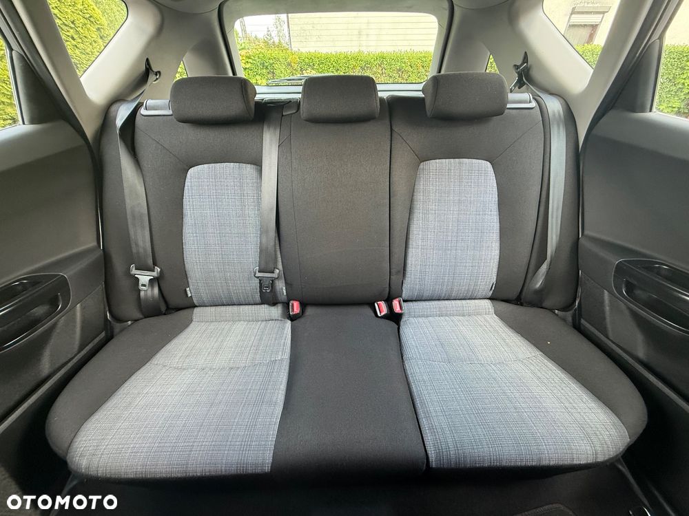 Kia Ceed 1.4 CVVT Dream-Team Edition - 26