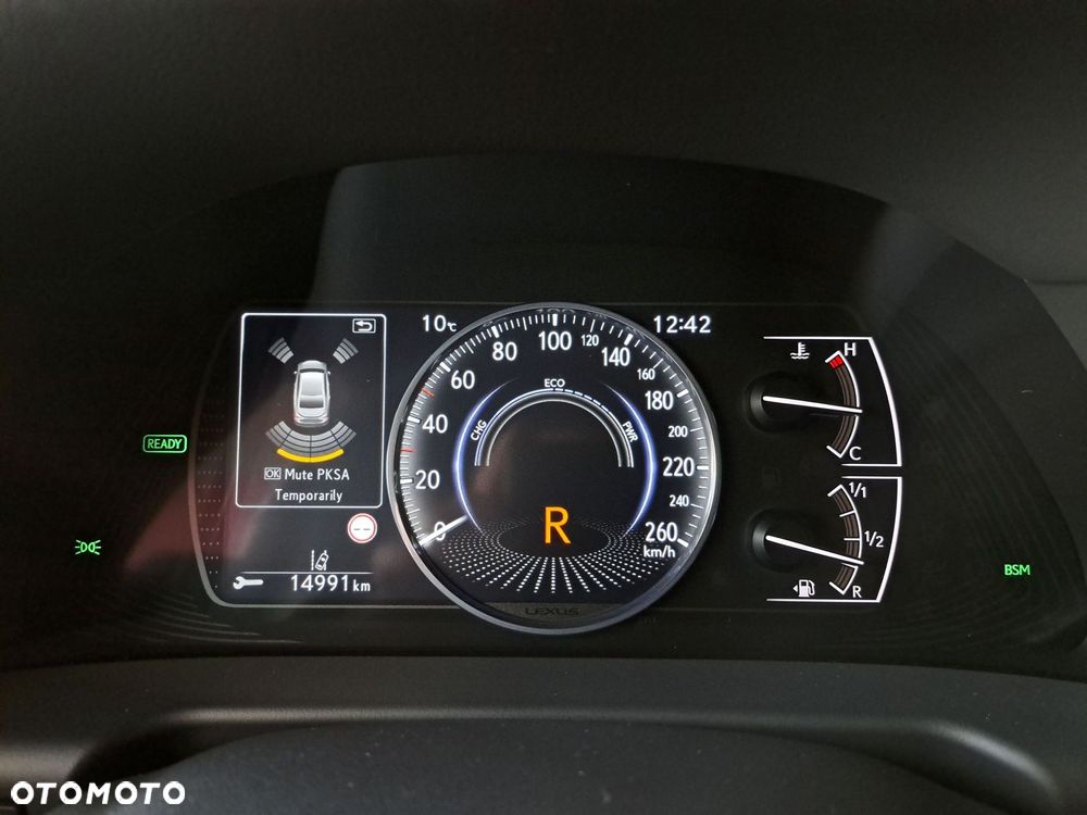 Lexus ES 300h Business Edition - 34