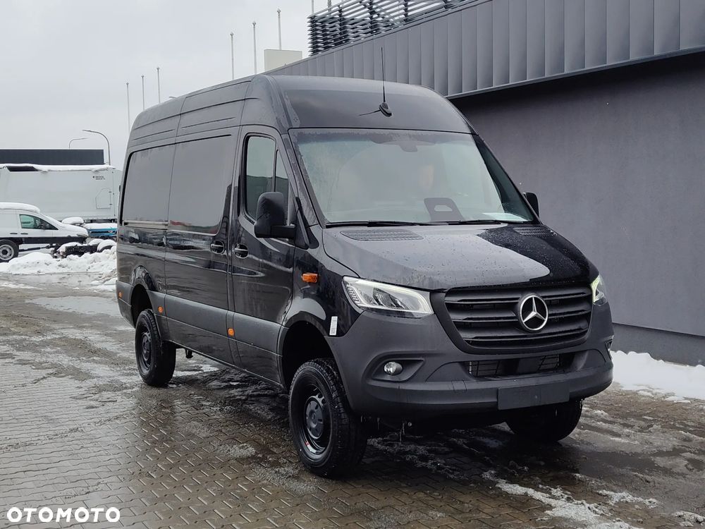 Mercedes-Benz Sprinter - 4