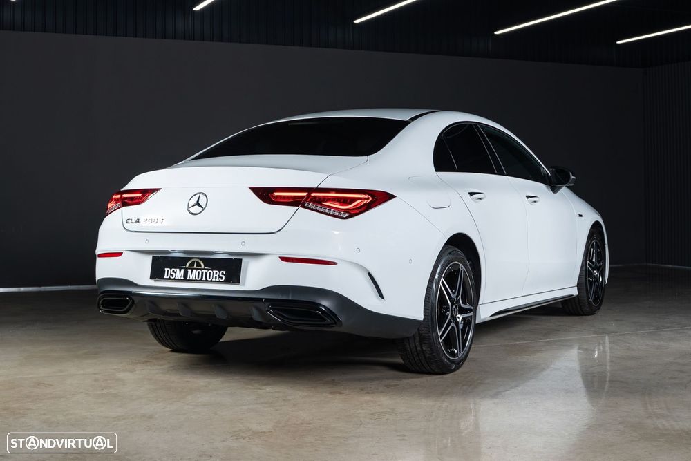 Mercedes-Benz CLA 250 e 8G-DCT AMG Line - 3