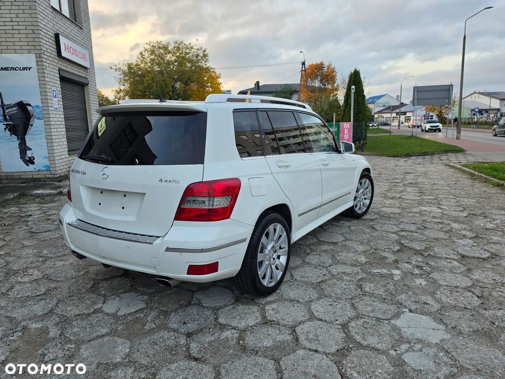 Mercedes-Benz GLK 220 CDI DPF 4Matic BlueEFFICIENCY 7G-TRONIC - 6