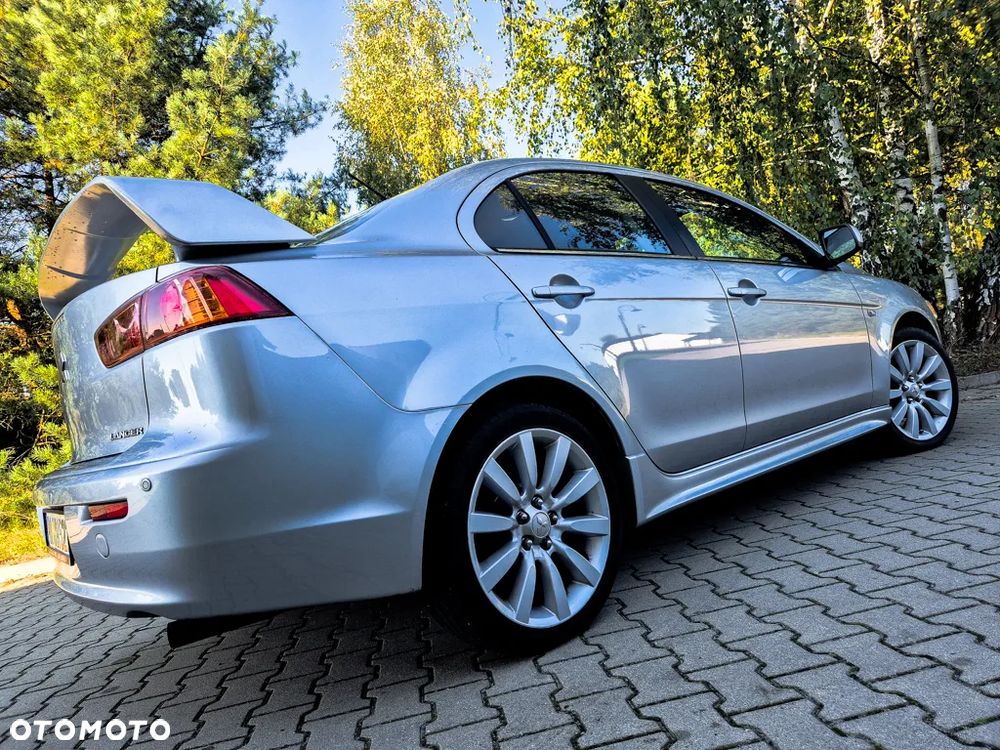 Mitsubishi Lancer 1.8 Intense - 2