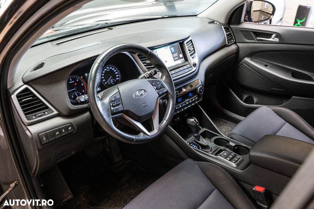 Hyundai Tucson 2.0 CRDI 4WD Automatik Premium - 8