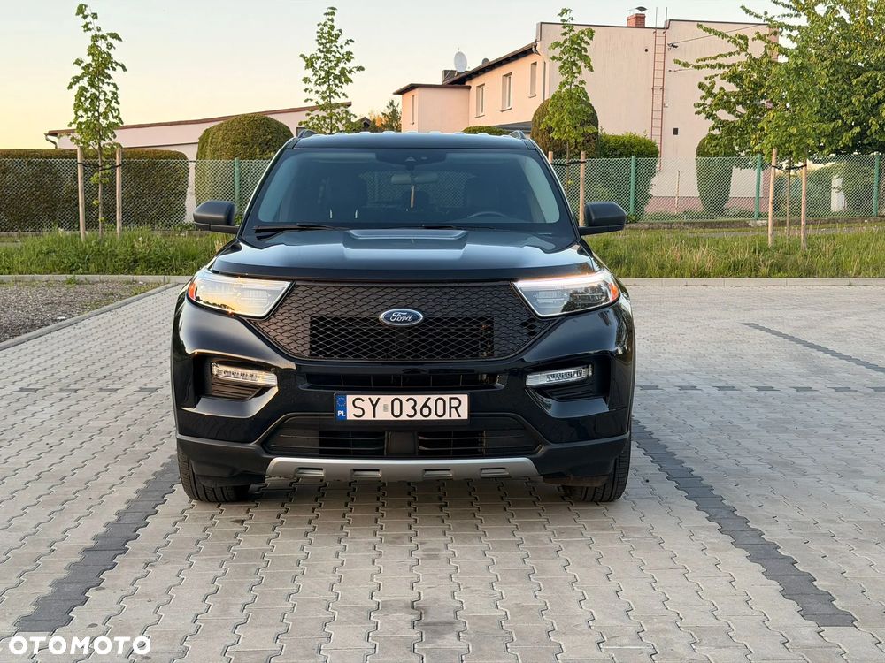 Ford Explorer - 2