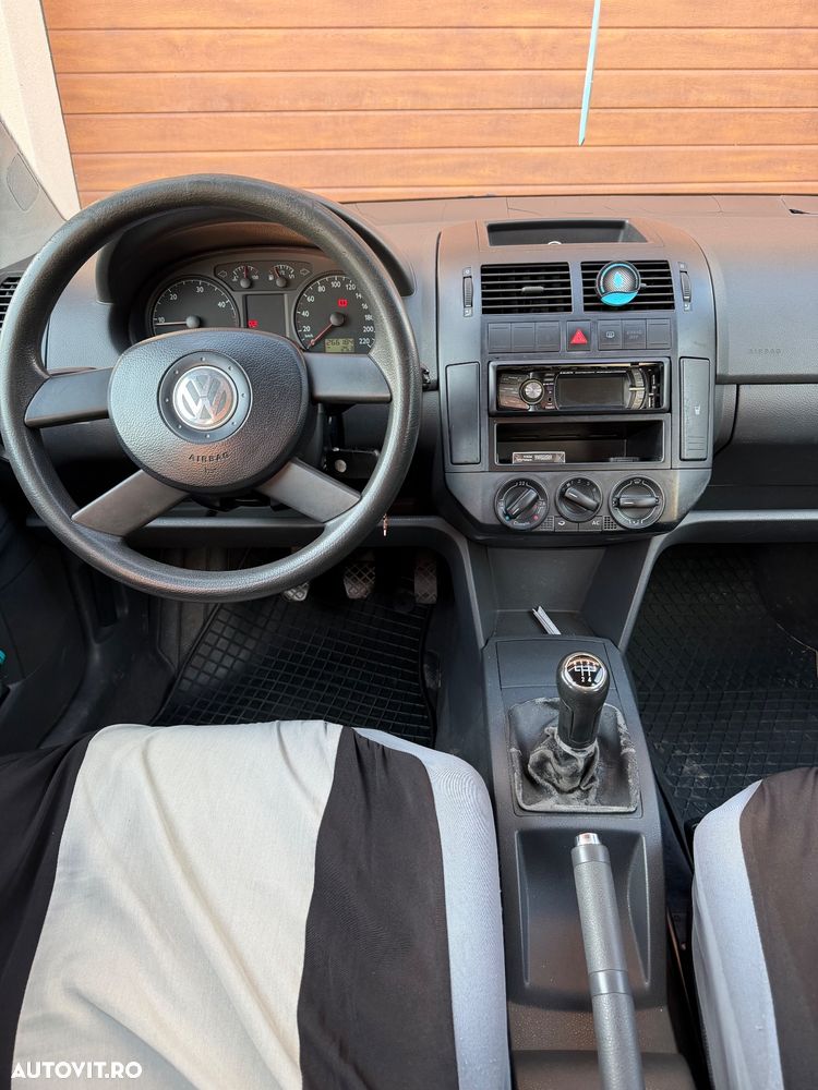 Volkswagen Polo 1.4 TDI Comfortline - 5