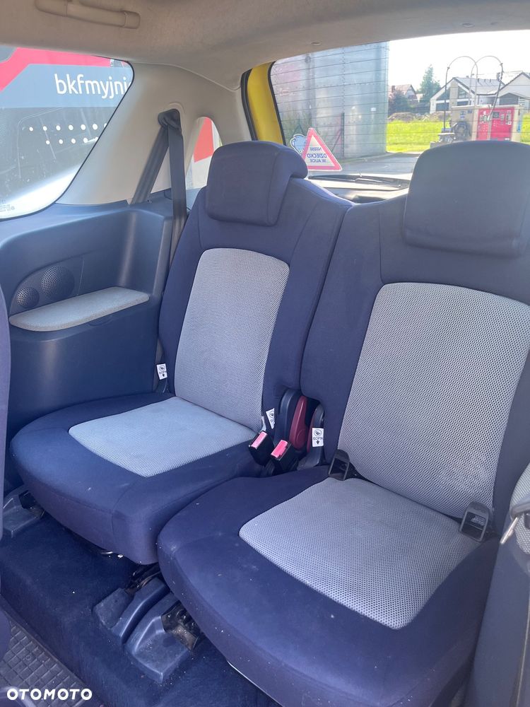 Peugeot 1007 1.4 HDI Trendy - 14