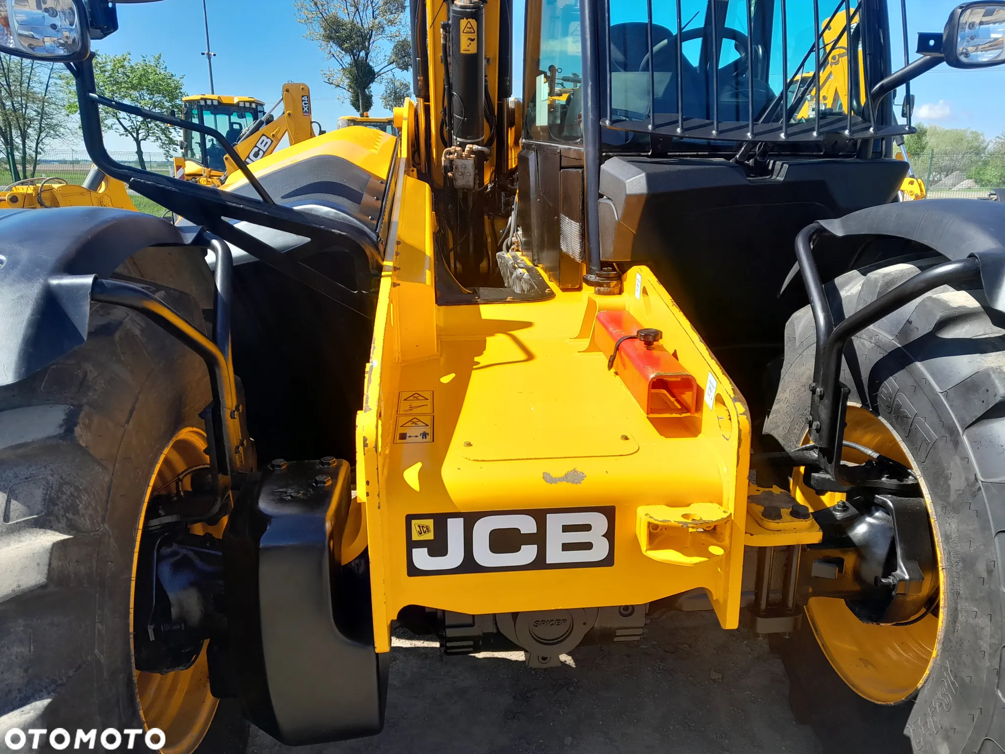 JCB 560-80 2019R agri plus - 10
