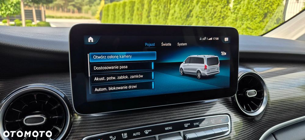 Mercedes-Benz Klasa V 300 d Avantgarde 9G-Tronic - 33