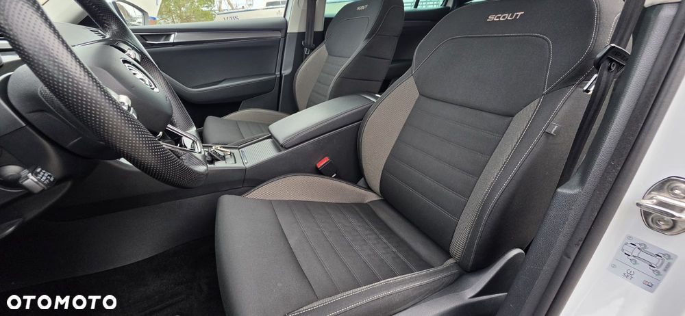 Skoda Superb 2.0 TDI SCR 4x4 Scout DSG - 20