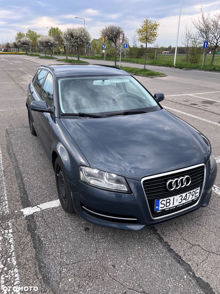 Audi A3 Sportback - 2