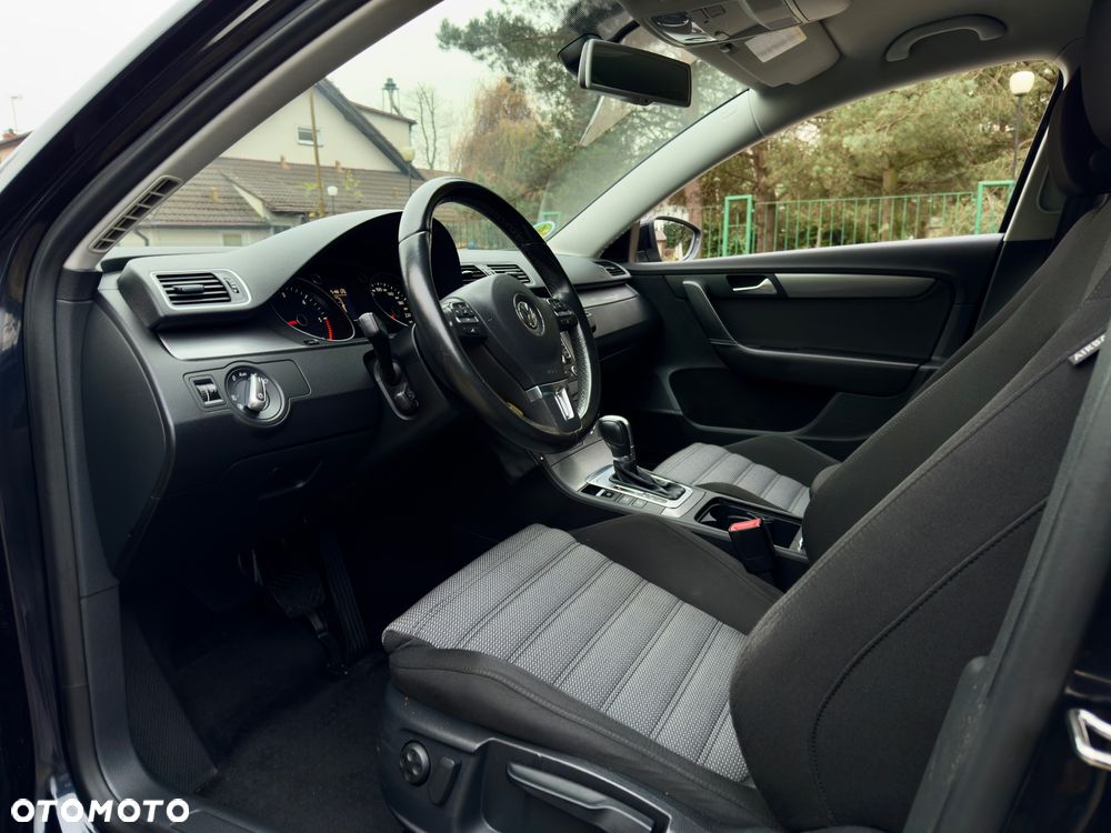 Volkswagen Passat 2.0 TDI DSG BlueMotion Technology Highline - 10