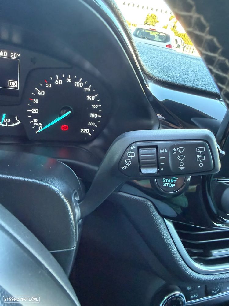 Ford Fiesta 1.0 EcoBoost Titanium - 16