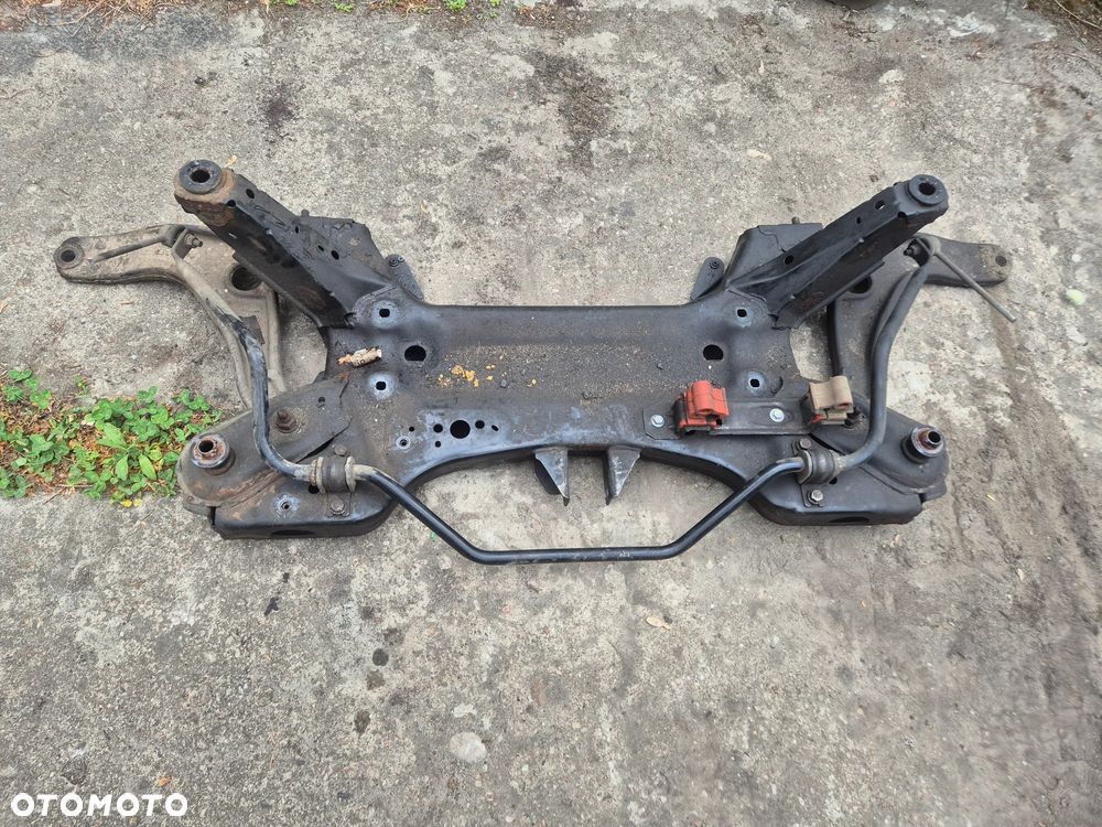 BELKA ZAWIESZENIA SANKI RWD TYŁ NAPĘD MASTER III MOVANO B  NV400 2.3 10r.+ - 2